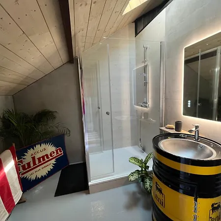 Le Garage Apartment *