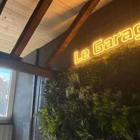 Le Garage * Luz-Saint-Sauveur